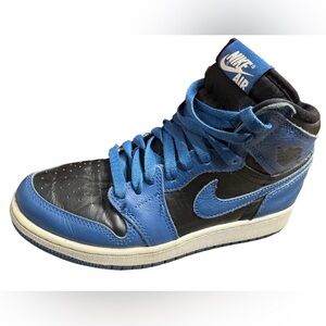 Nike Black and Blue Sneakers High-Top Leather